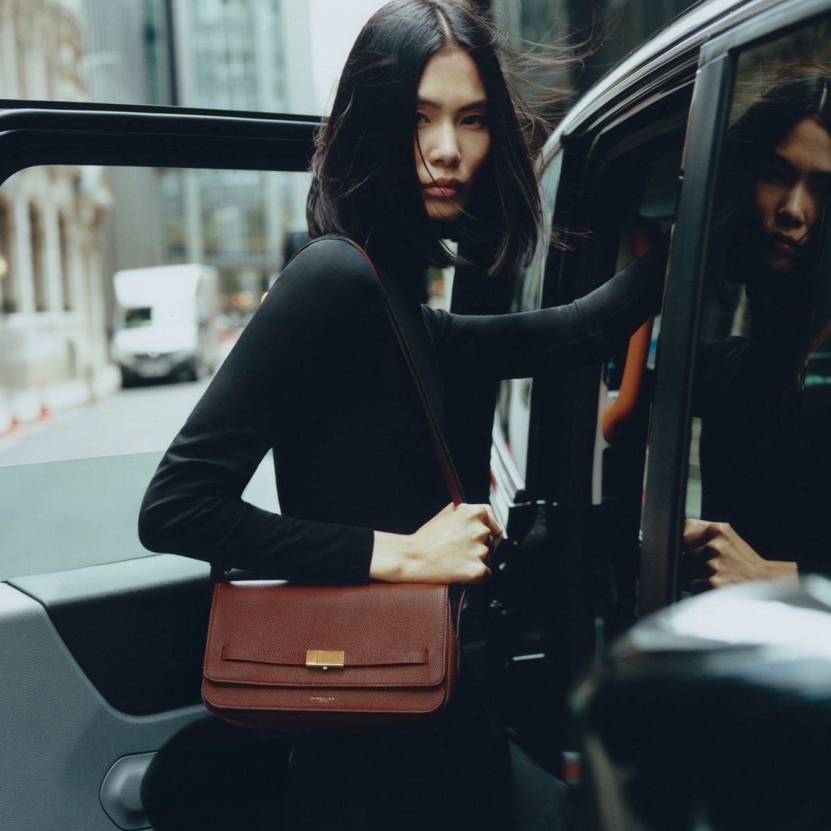 DMLR - The New York Crossbody