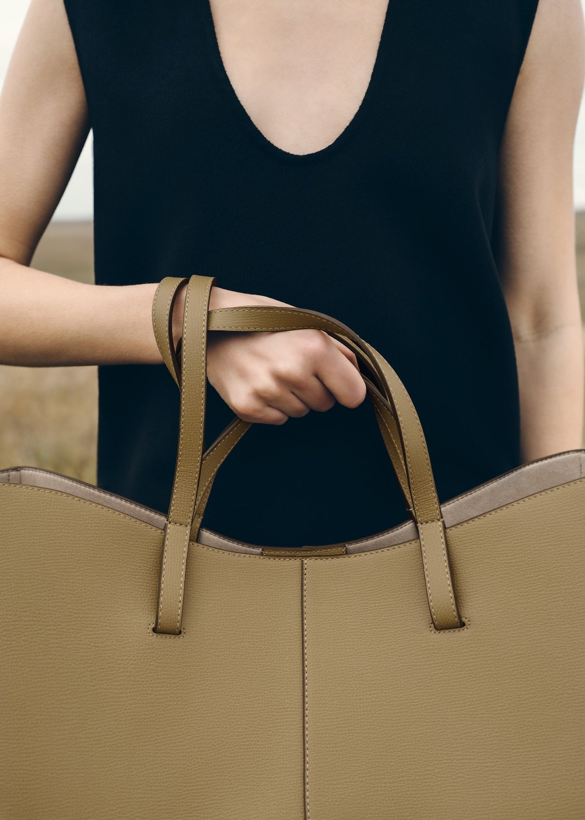 PLNE - Cyme - Textured Smoky Olive