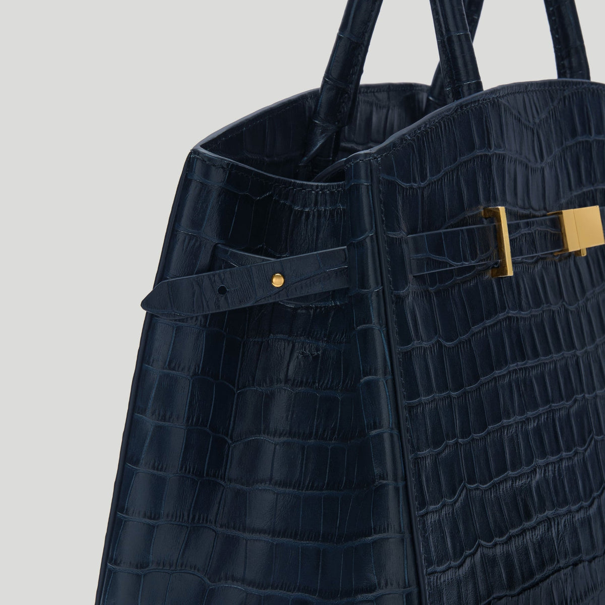DMLR - Grece Ghanem x The Midi Hudson