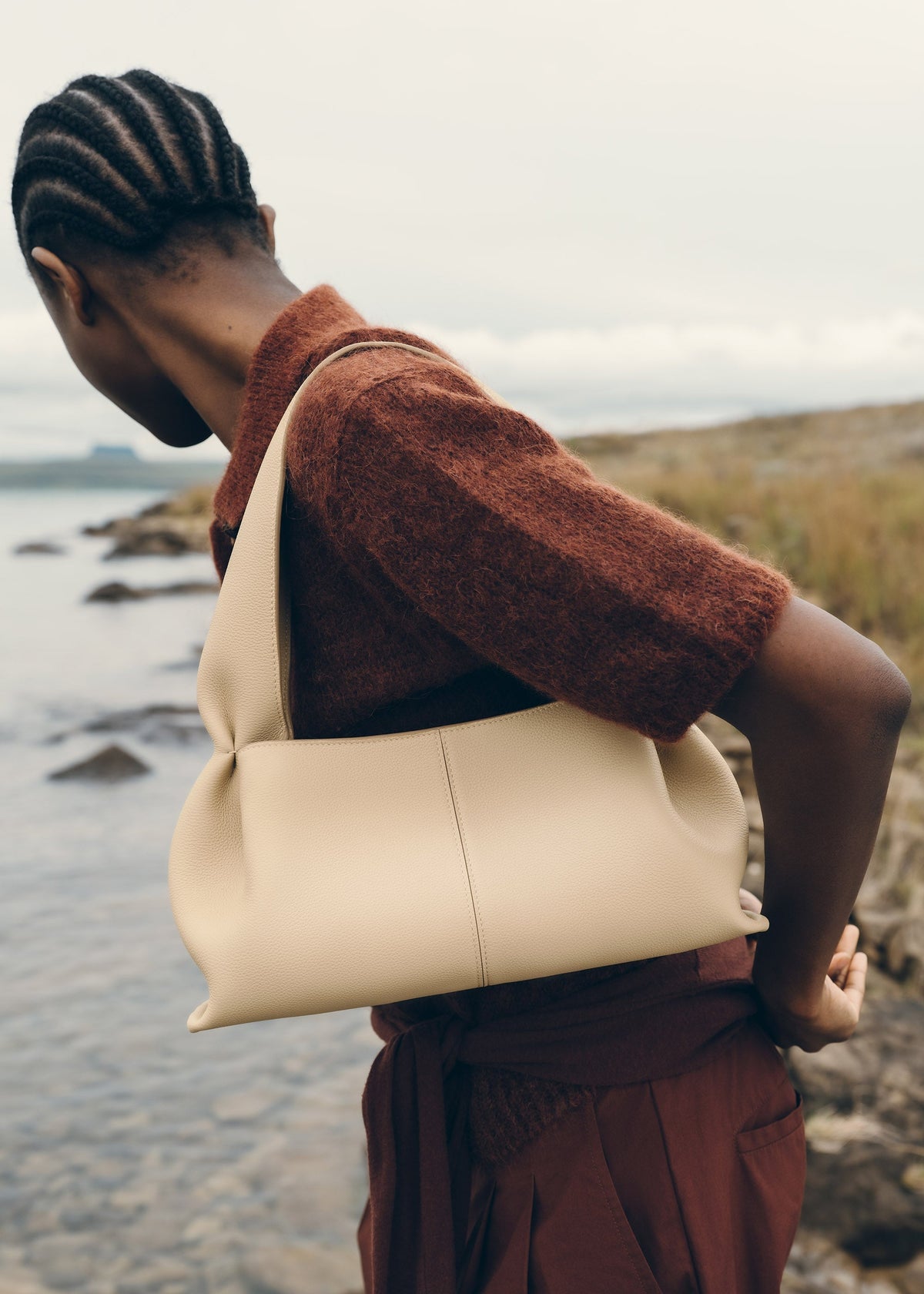 PLNE - Numéro Neuf East West - Textured Sand