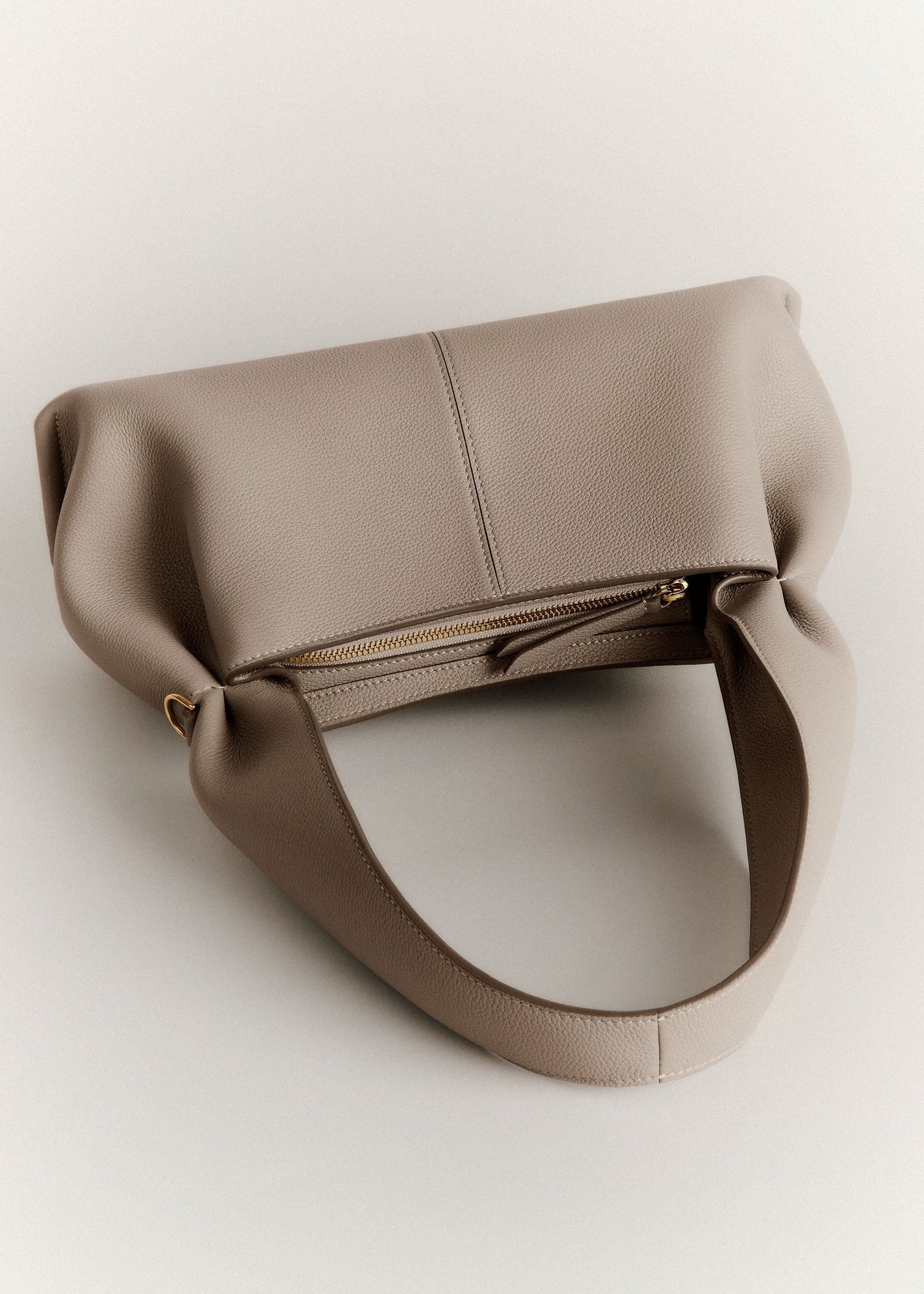 PLNE - Numéro Neuf East West - Textured Taupe