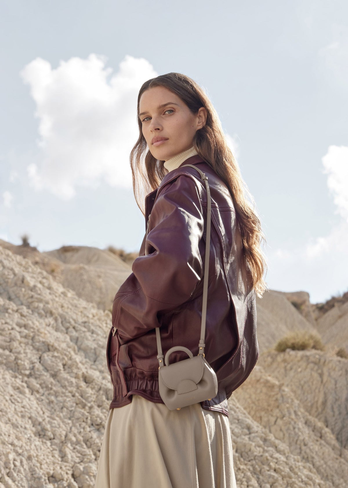 PLNE - Numéro Un Micro - Textured Taupe