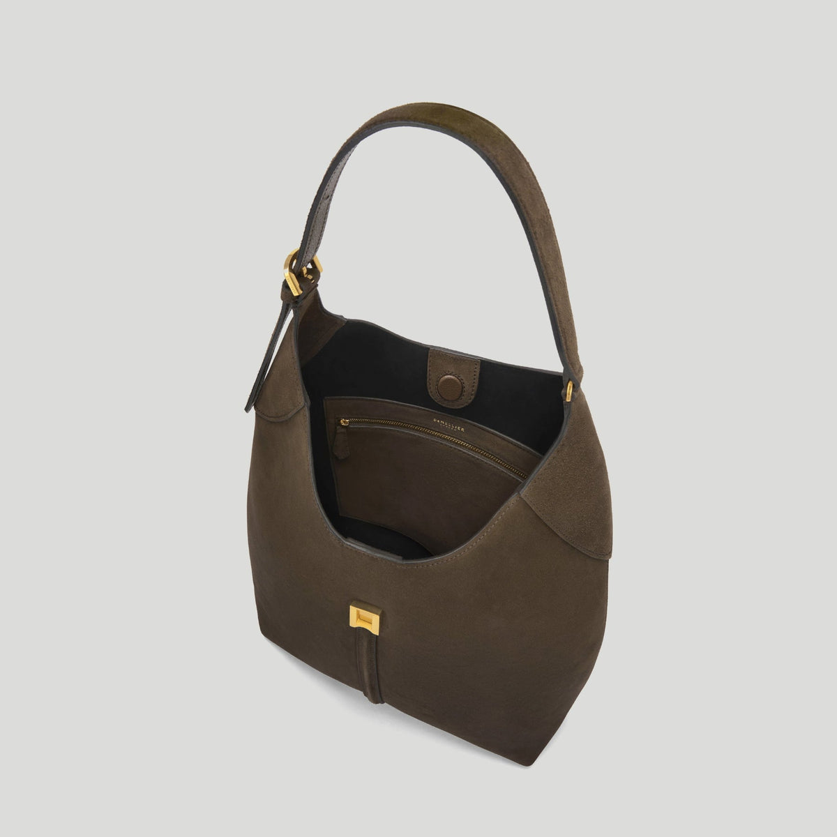 DMLR - The Large Siena Bucket