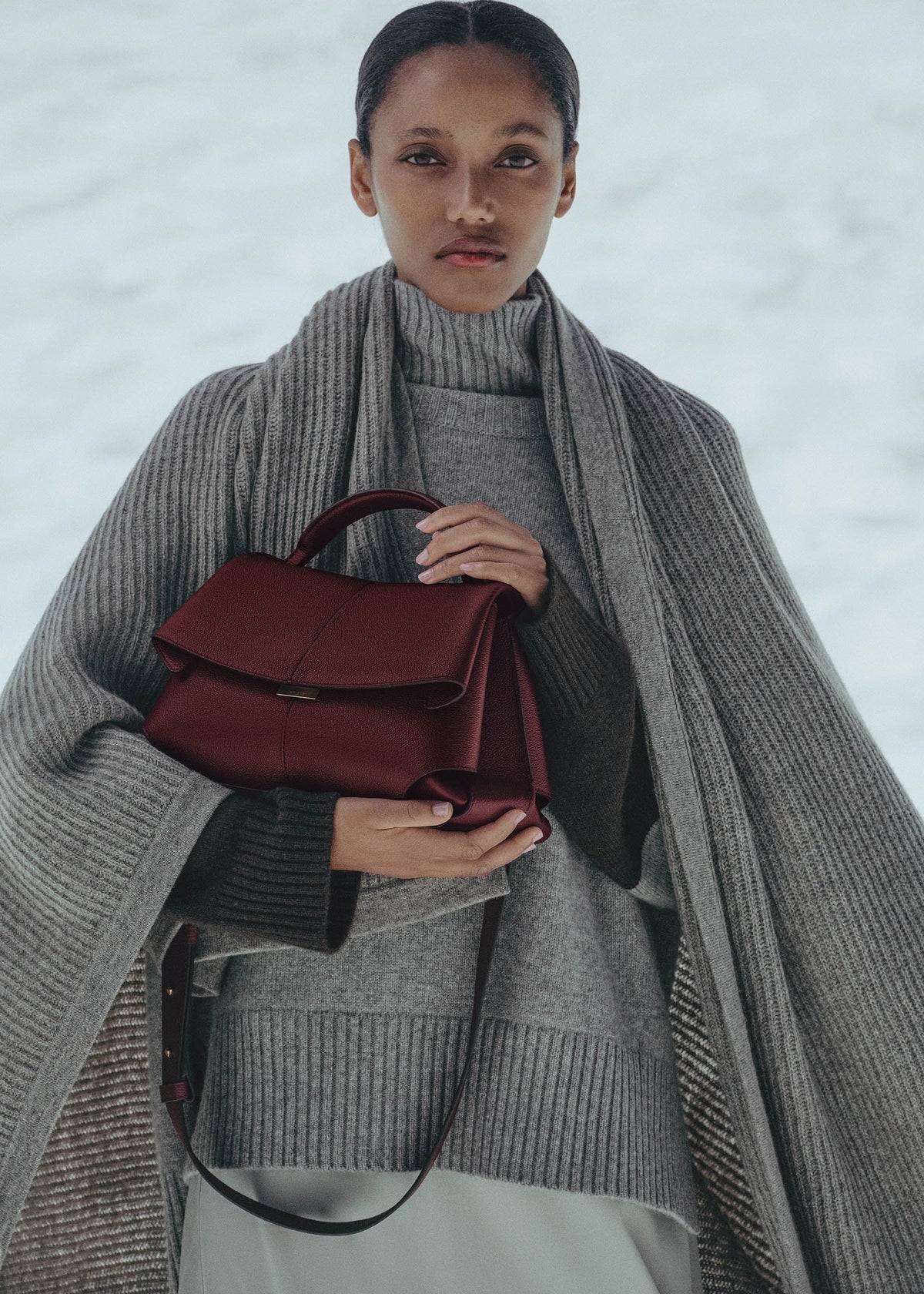PLNE - Mokki - Textured Black Cherry